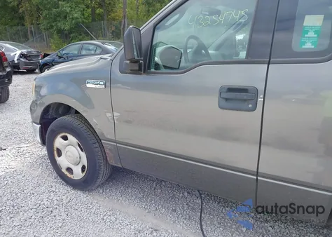 2004 Ford F150 z USA, uszkodzony, nr VIN 1FTRF12W44NC73643